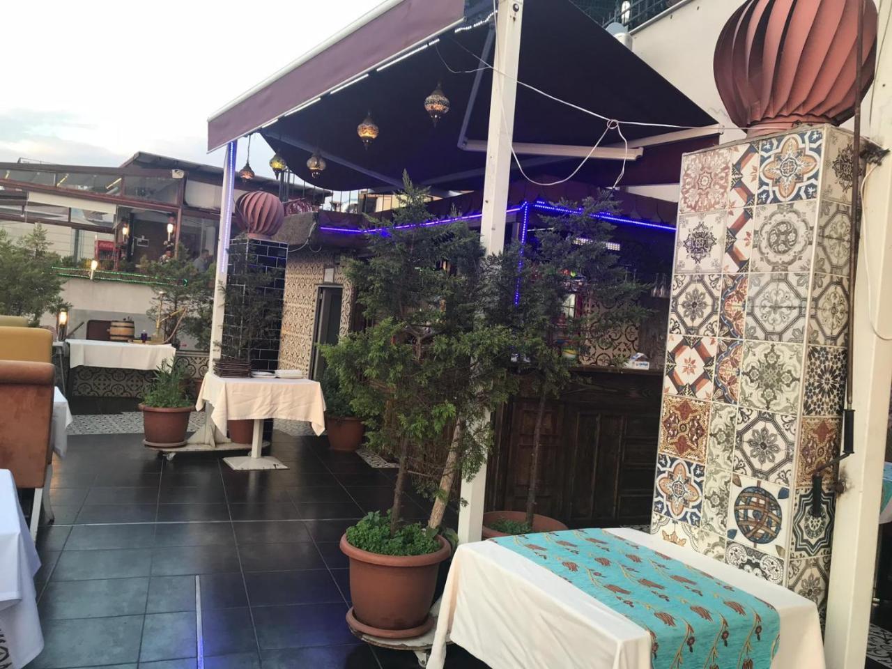 Emirid Hotel Istanbul Bagian luar foto