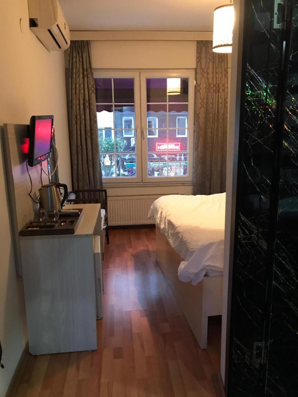 Emirid Hotel Istanbul Bagian luar foto