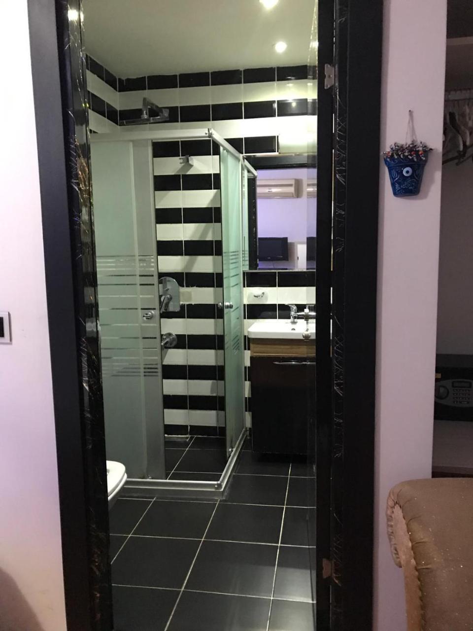 Emirid Hotel Istanbul Bagian luar foto